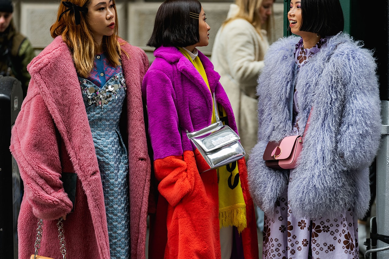 new york fashion week nyfw fall winter 2019 fw19 street style bloggers influencers furry coats pink purple