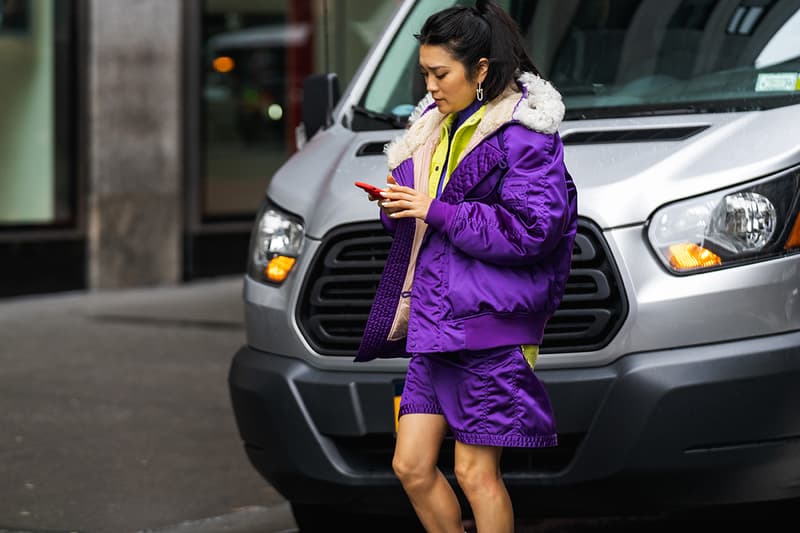 new york fashion week nyfw fall winter 2019 fw19 street style blogger influencer phone