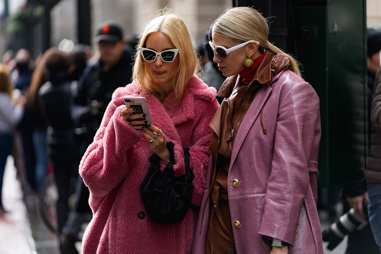 new york fashion week nyfw fall winter 2019 fw19 street style bloggers influencers pink coats cat eye sunglasses