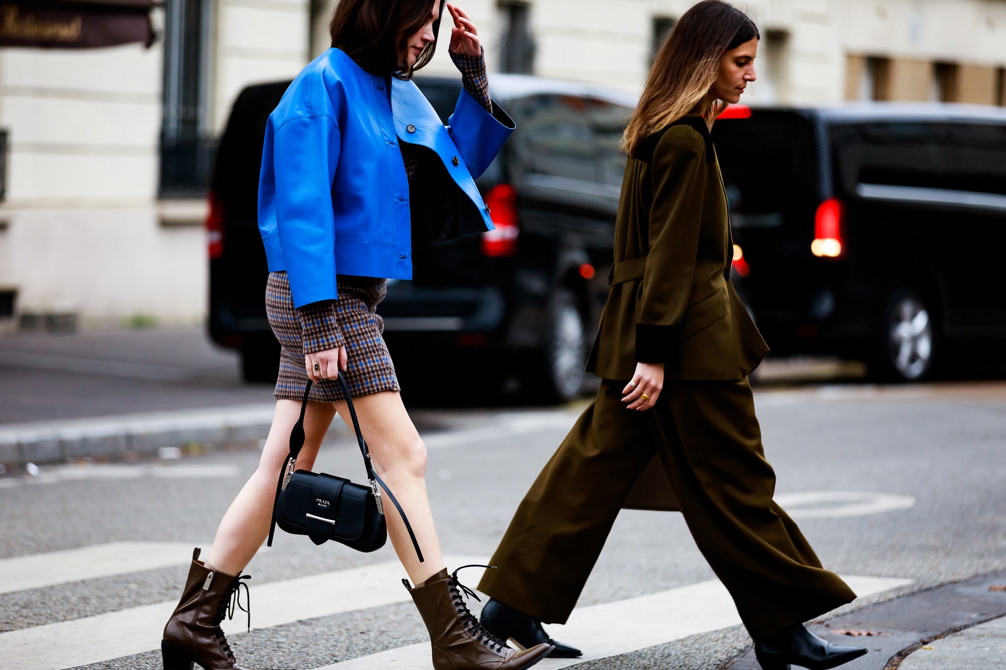 Paris Fashion Week Street Style Fall Winter 2019 Jackets Blue Brown