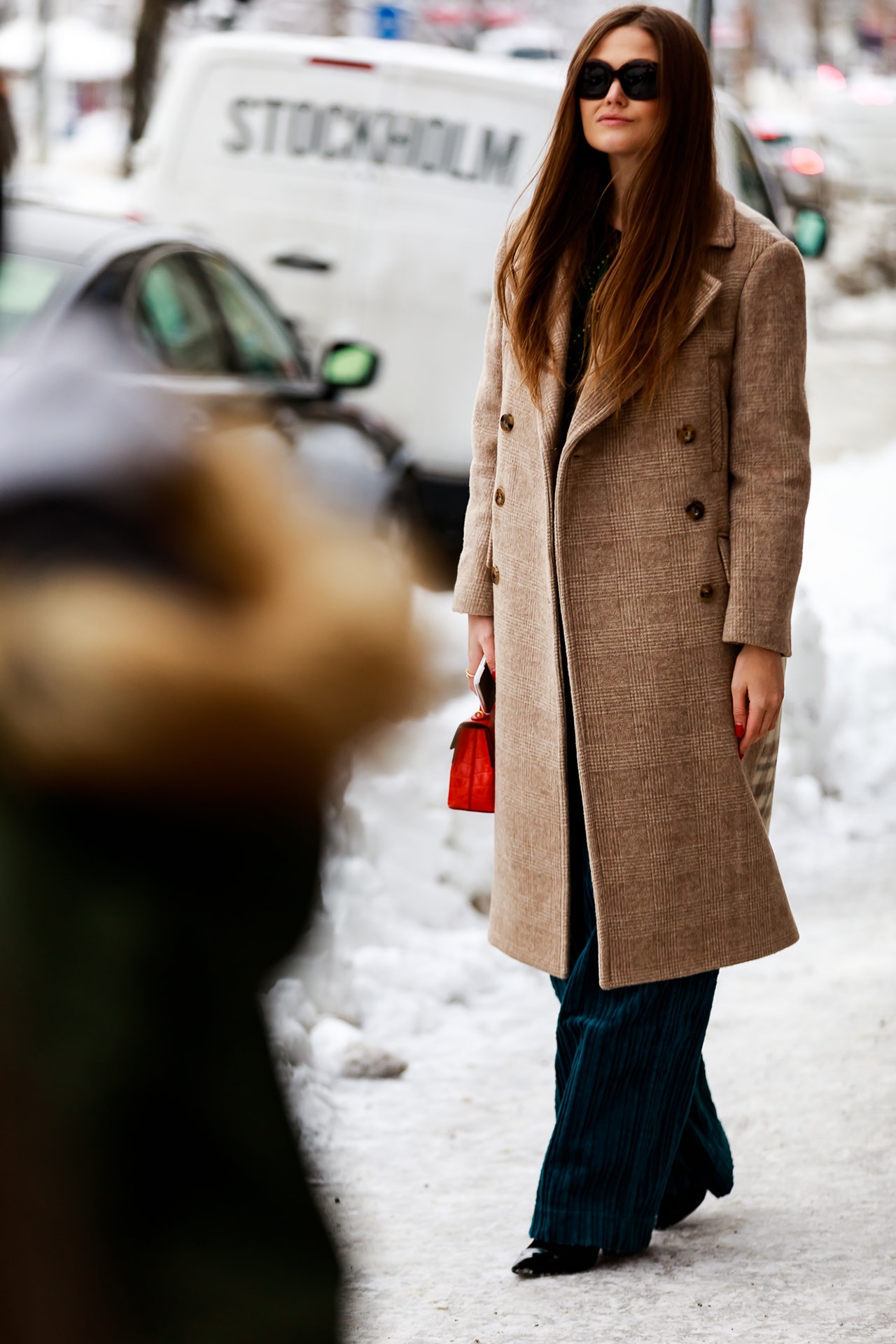 stockholm fashion week street style blogger influencer coat