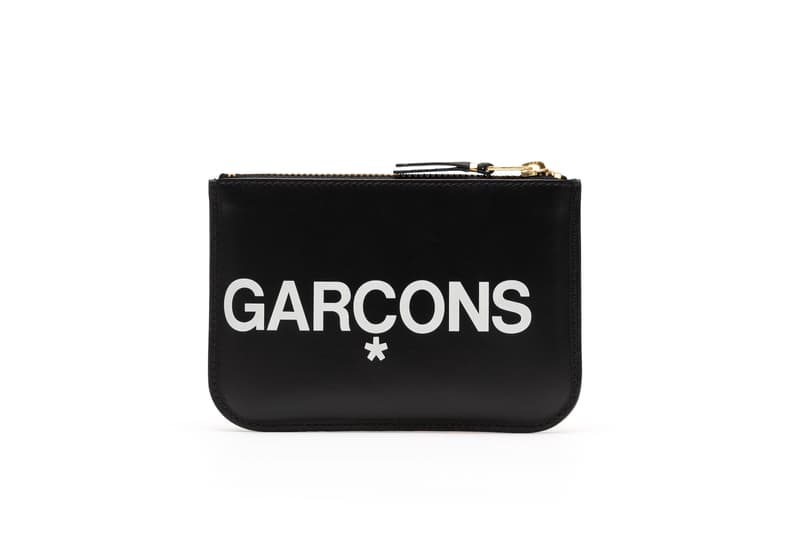 COMME des GARÇONS Red and Black Logo Wallets White Big Print Coin Pouch