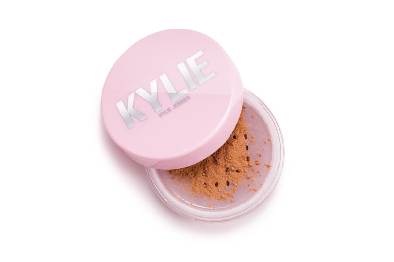 Kylie Jenner Launchest Kylie Cosmetics Setting Powder Makeup Lipgloss Release Date