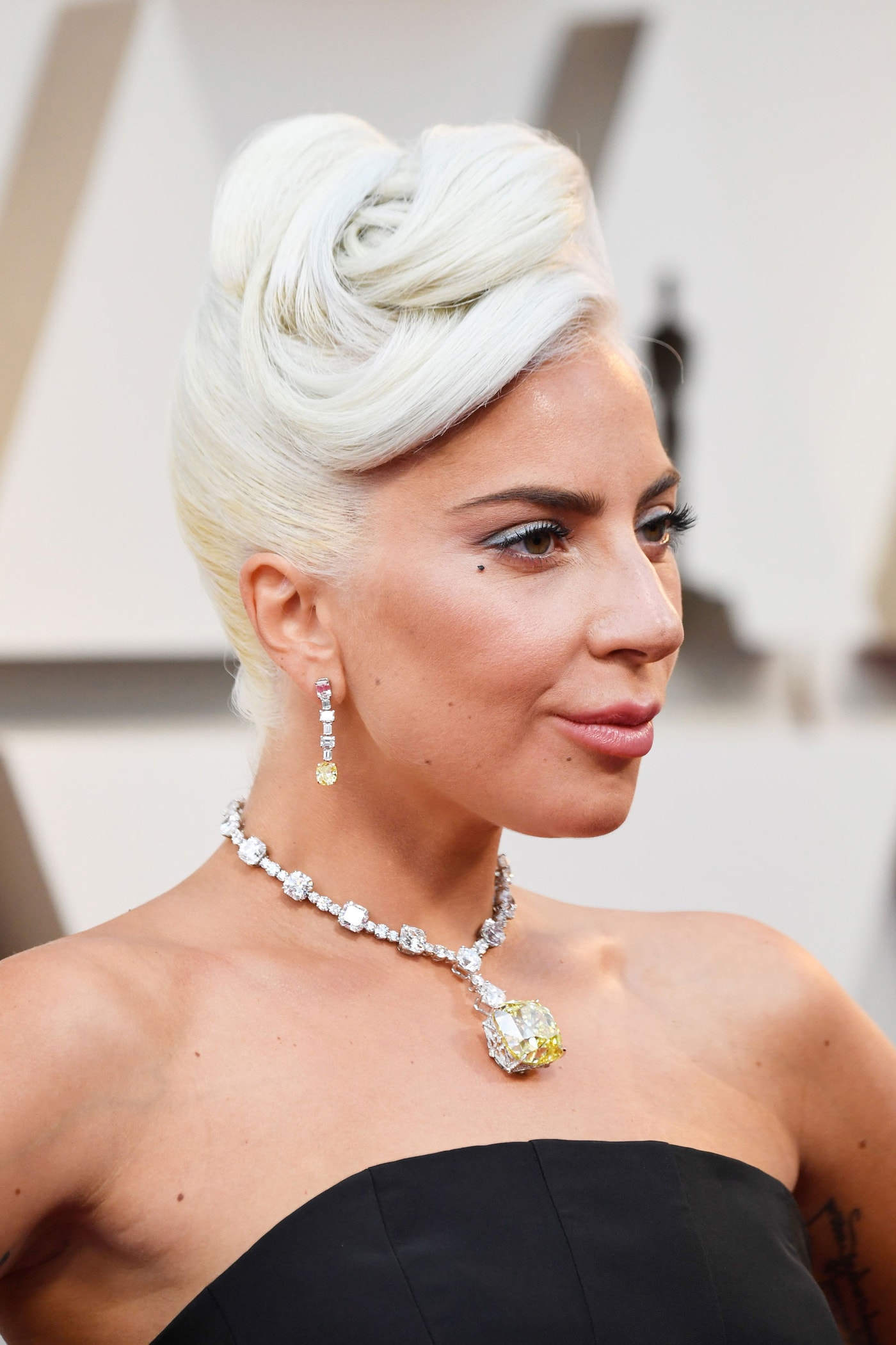 Lady Gaga Oscars 2019 Dress Black Jewelry Silver