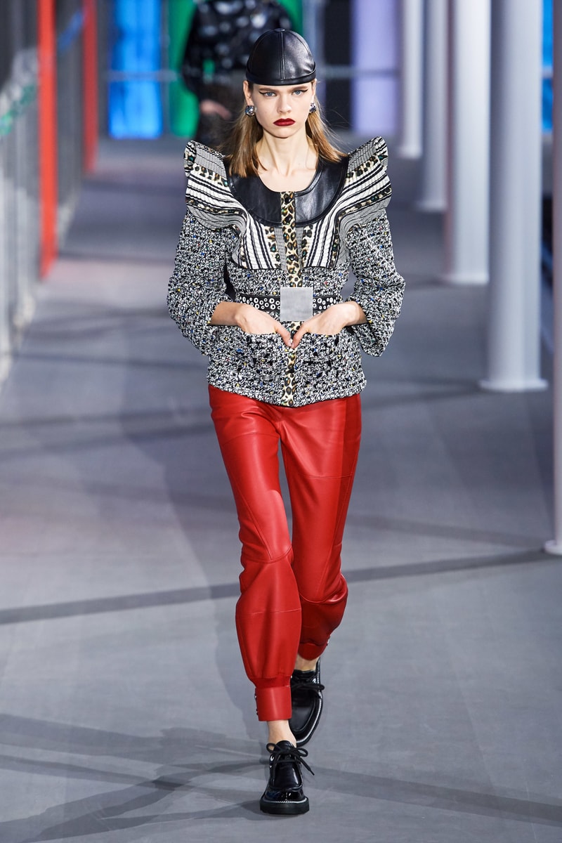 Louis Vuitton Paris Fashion Week FW19 Collection Fall Winter 2019 Ready to Wear Louvre Museum PFW Nicolas Ghesquiere