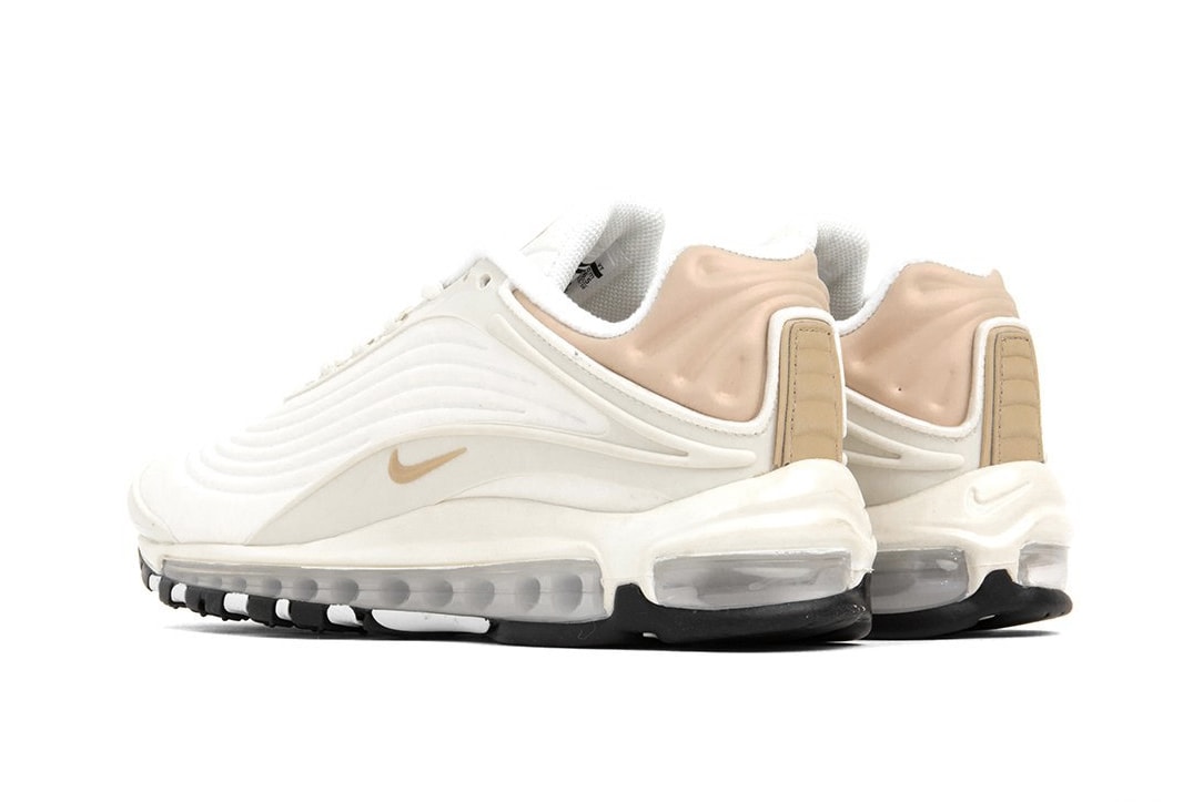 Nike Air Max Deluxe SE in "Sail/Desert Ore" Sneaker Shoe Trainer White Spring Outfit Swoosh Texture Upper 