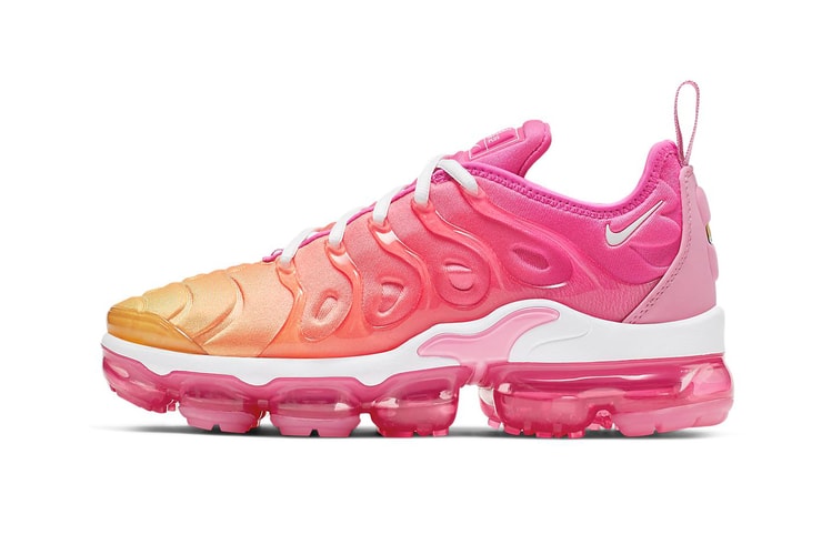 Nike's Ombré Hot Pink Air VaporMax Plus Is the Ultimate Summer Sneaker