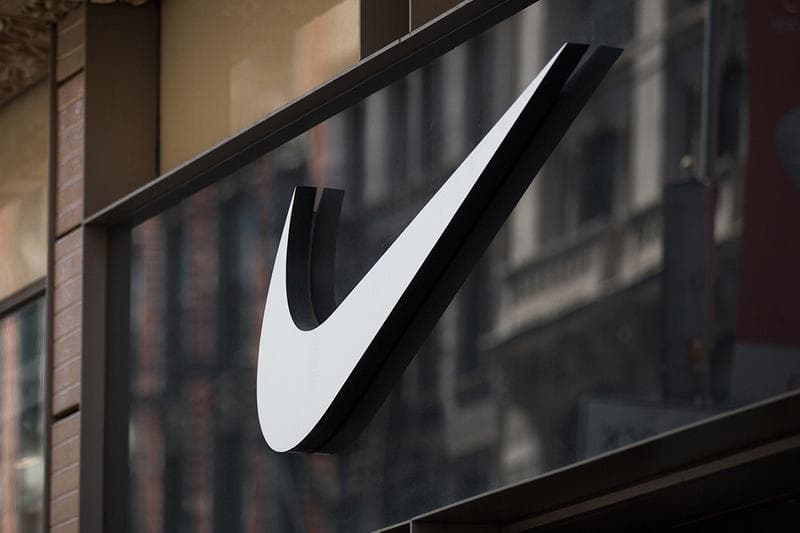Nike Swoosh Check Store