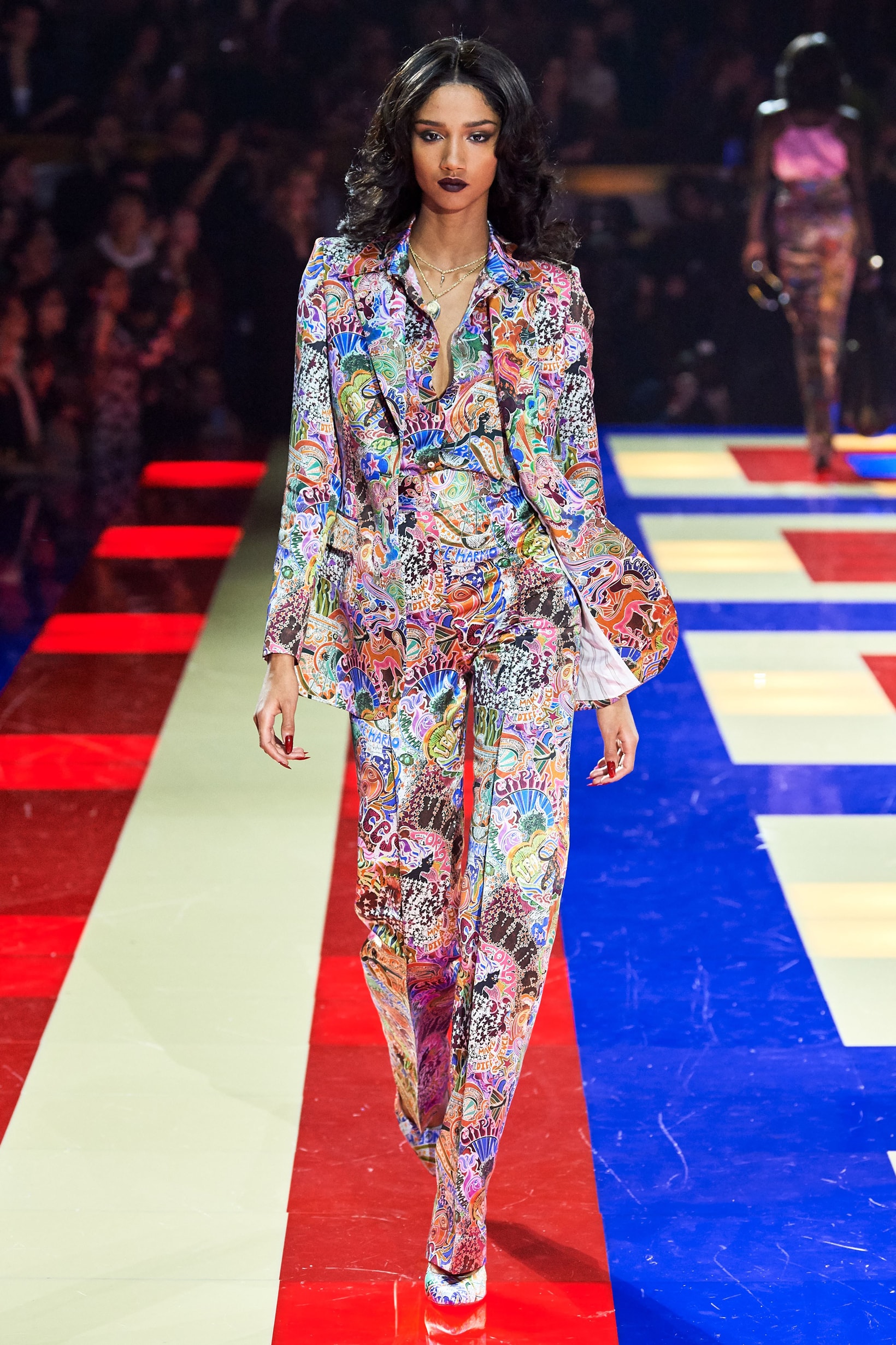 Tommy Hilfiger TommyNow Zendaya Spring 2019 Paris Fashion Week Show Collection Patterned Suit White Pink Blue