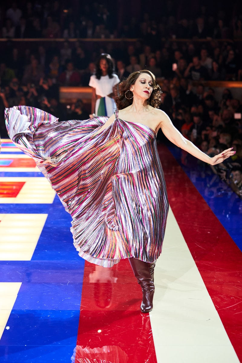 Tommy Hilfiger TommyNow Zendaya Spring 2019 Paris Fashion Week Show Collection Pat Cleveland Glitter Dress Maroon Silver