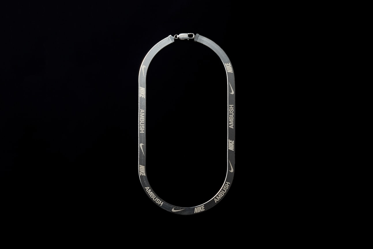AMBUSH x Nike Herringbone Necklace White Gold Silver