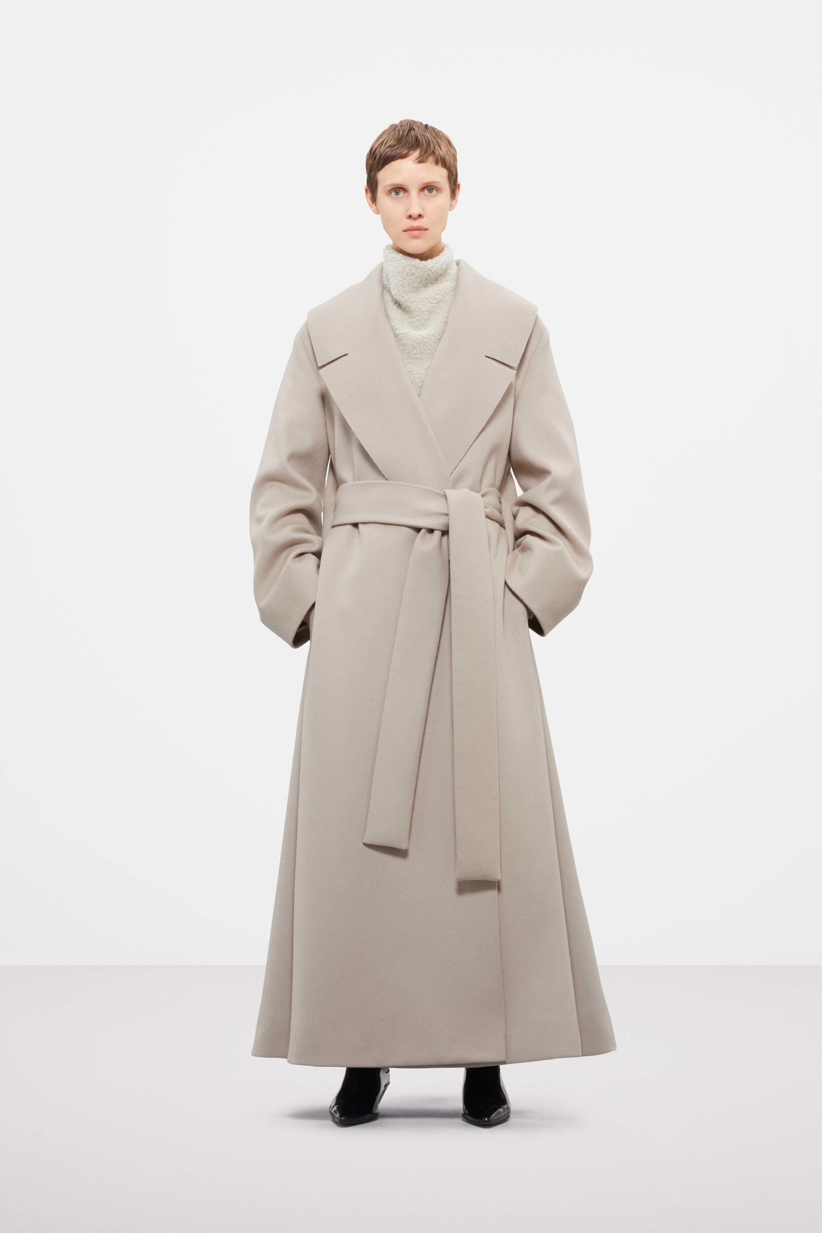 Cos Fall Winter 2019 Lookbook Coat Grey
