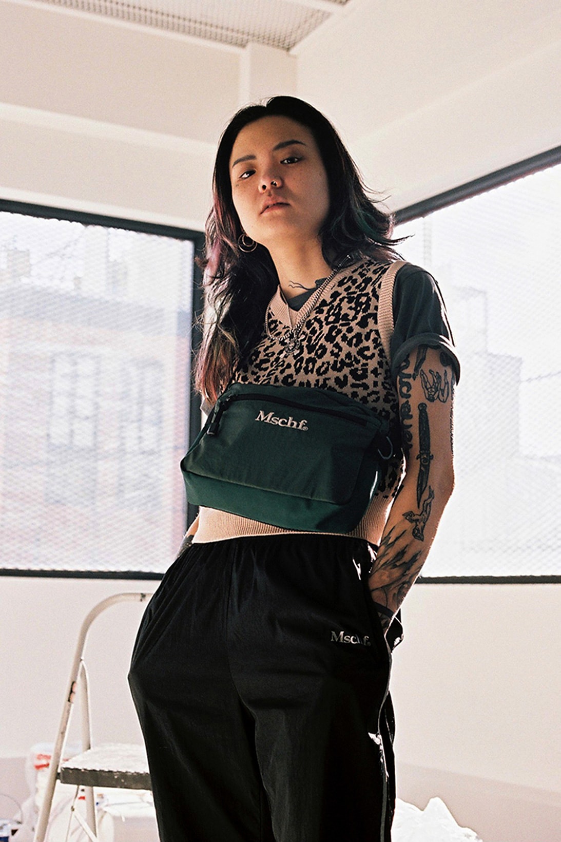 mischief spring summer 2019 ss19 korean streetwear k-fashion lookbooks dad caps blazers backpacks graphic tees
