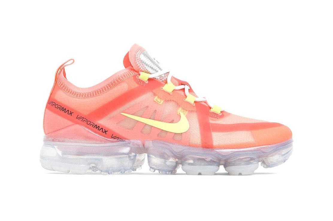 Nike Air VaporMax Living Coral Pink Tint Volt Sneakers Trainers Pantone Color of The Year 2019