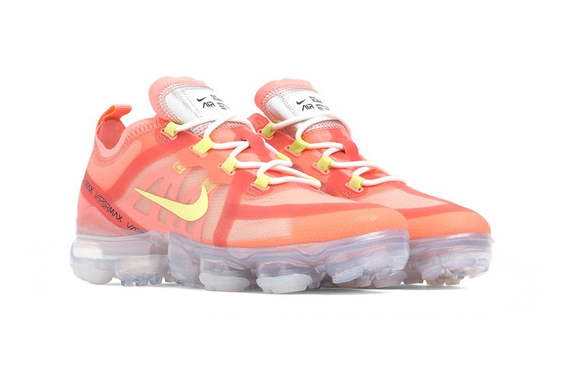 Nike Air VaporMax Living Coral Pink Tint Volt Sneakers Trainers Pantone Color of The Year 2019