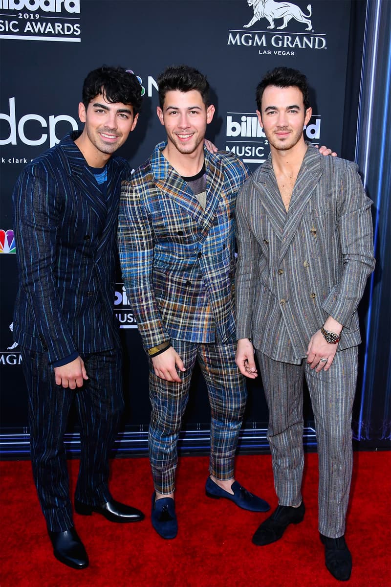 jonas brothers nick joe kevin billboard music awards 2019 red carpet