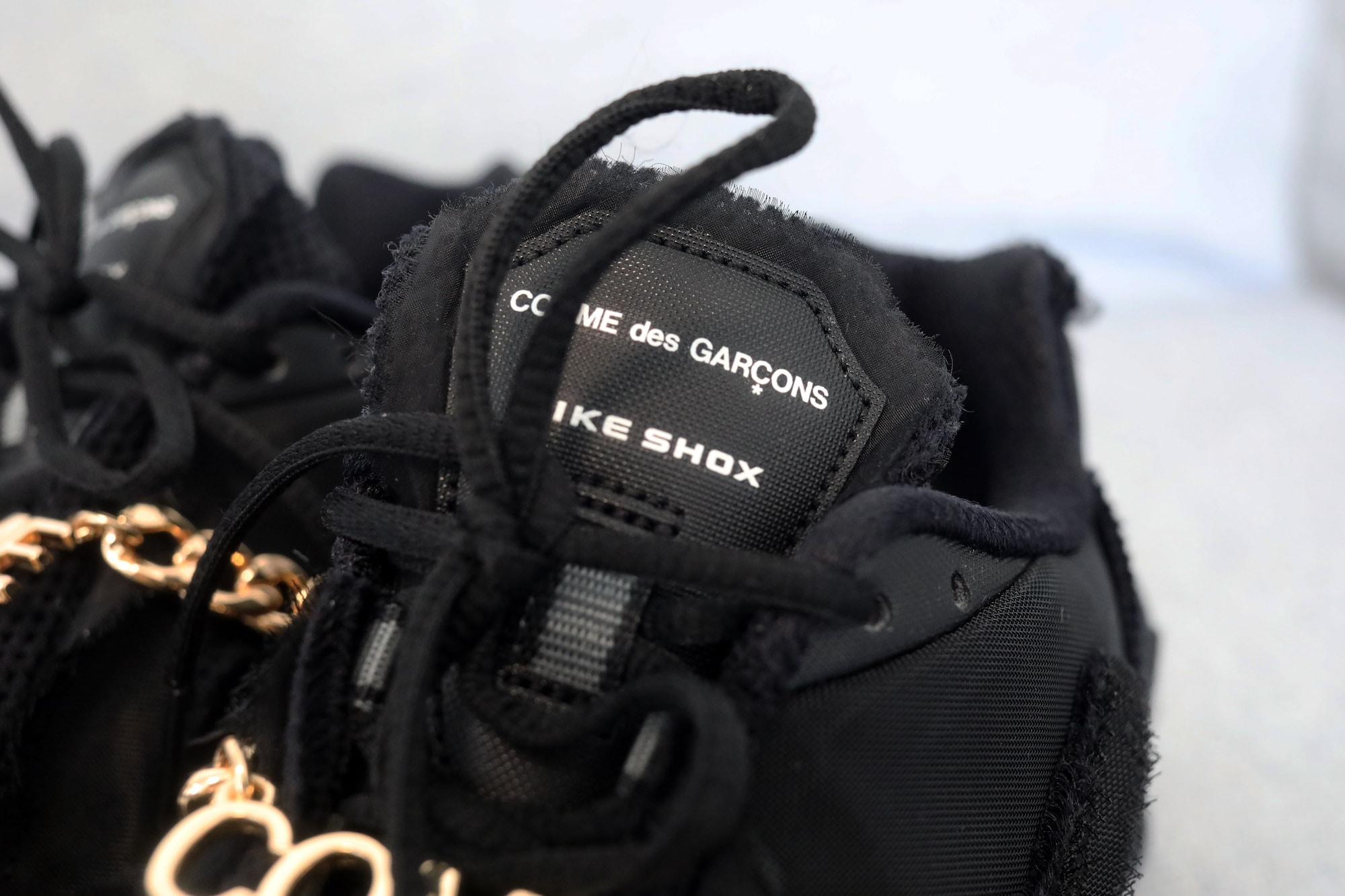 Comme Des Garçons Nike Shox TL Black Closer Look Chain Detail Shots Sneaker Shoe Release