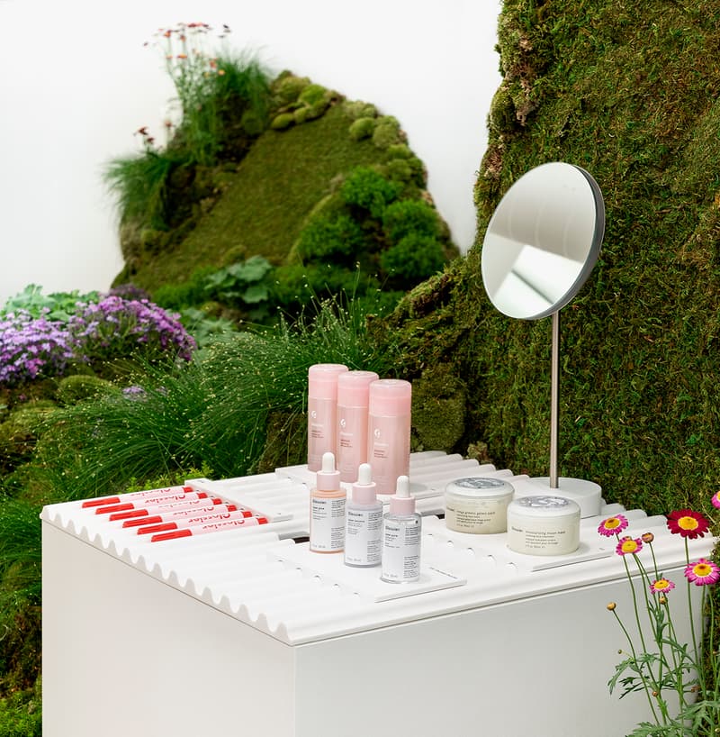 Glossier Seattle Pop-up Interior Makeup Skincare Beauty Emily Weiss Garden Grass Flowers