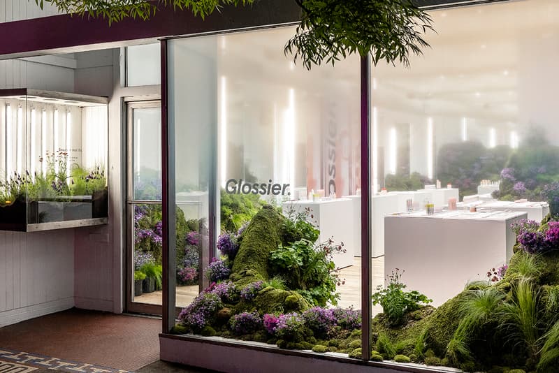 Glossier Seattle Pop-up Interior Makeup Skincare Beauty Emily Weiss Garden Grass Flowers