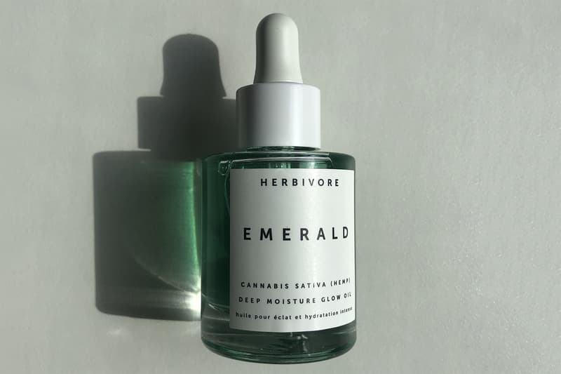 Herbivore Botanicals Emerald Deep Moisture Glow Cannabis Sativa Hemp Face Oil Review