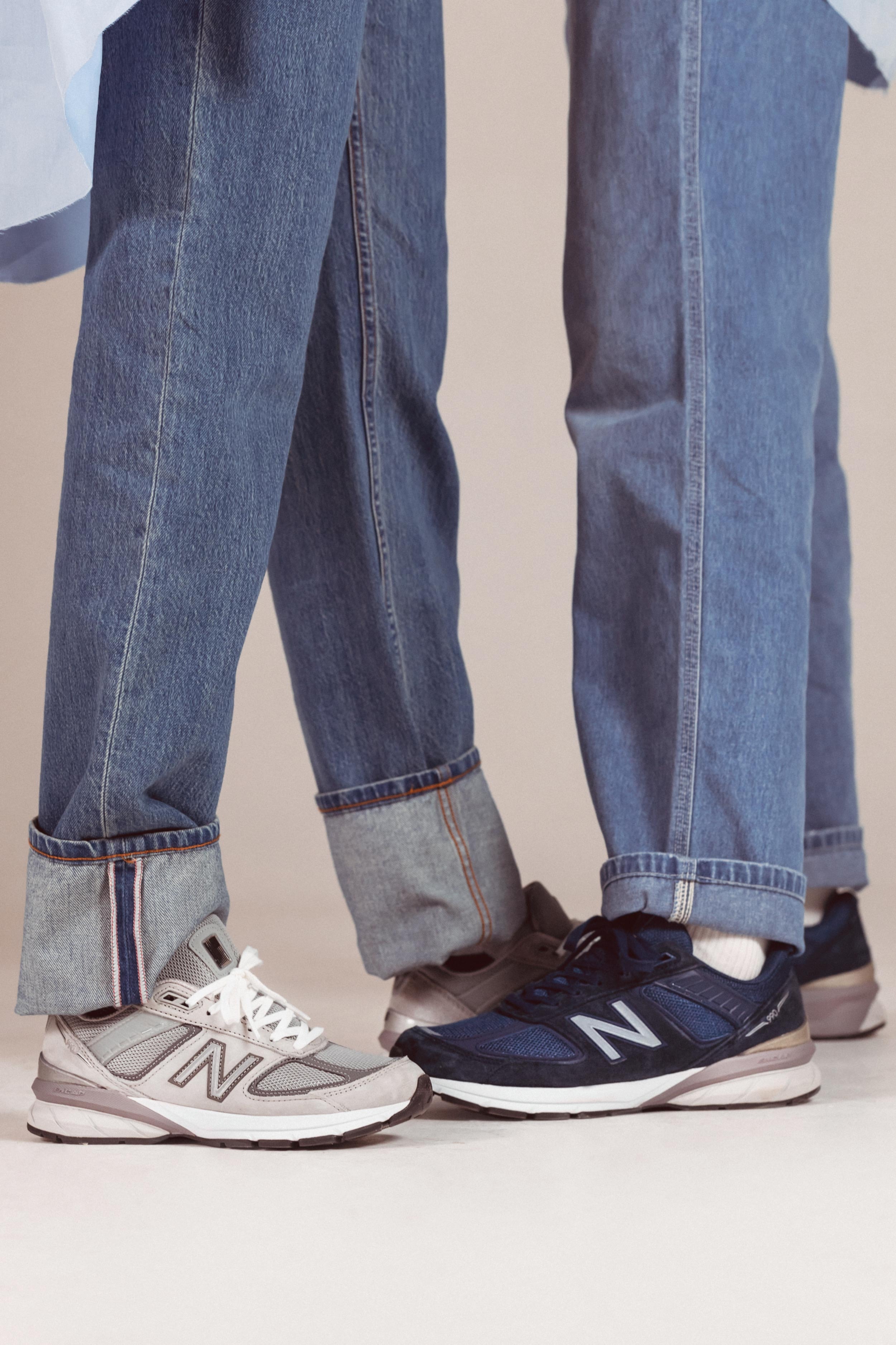 new balance 990v5 dad sneaker styling editorial jeans
