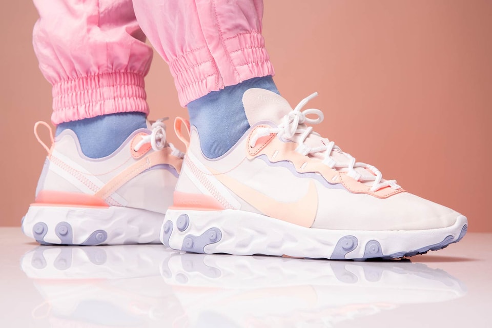 Eve kandidat cabriolet Nike's React Element 55 Pale Pink & Washed Coral | Hypebae