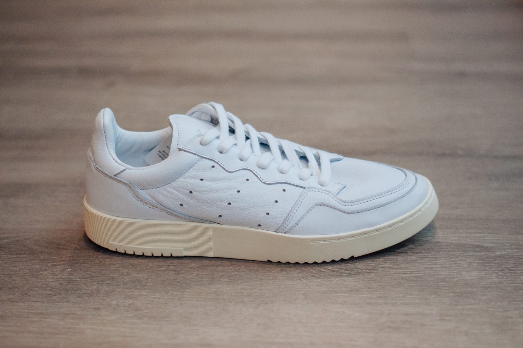 adidas originals supercourt rx trainers in white x home of classics edition