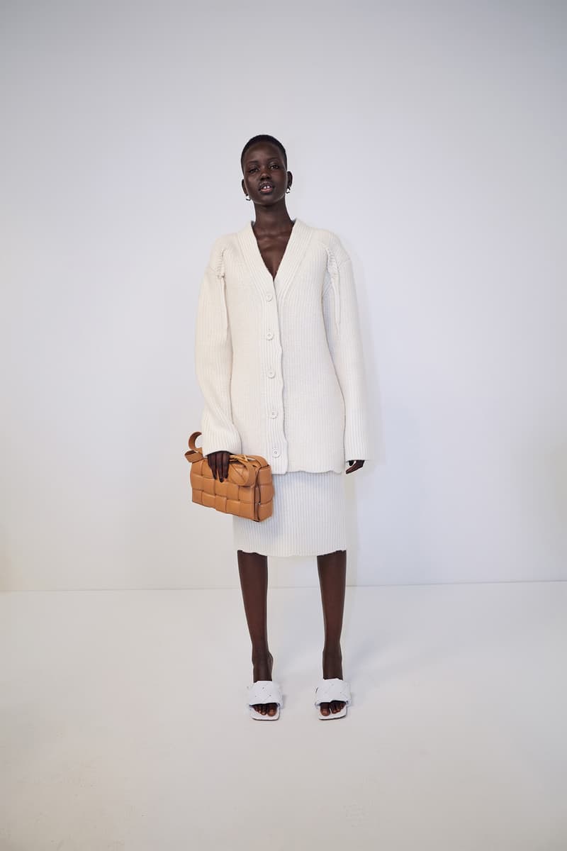 bottega veneta pre spring 2020 lookbook daniel lee leather bag footwear adut akech