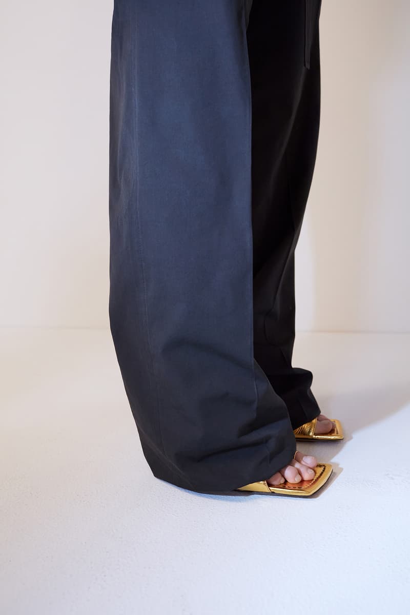 bottega veneta pre spring 2020 lookbook daniel lee leather bag footwear