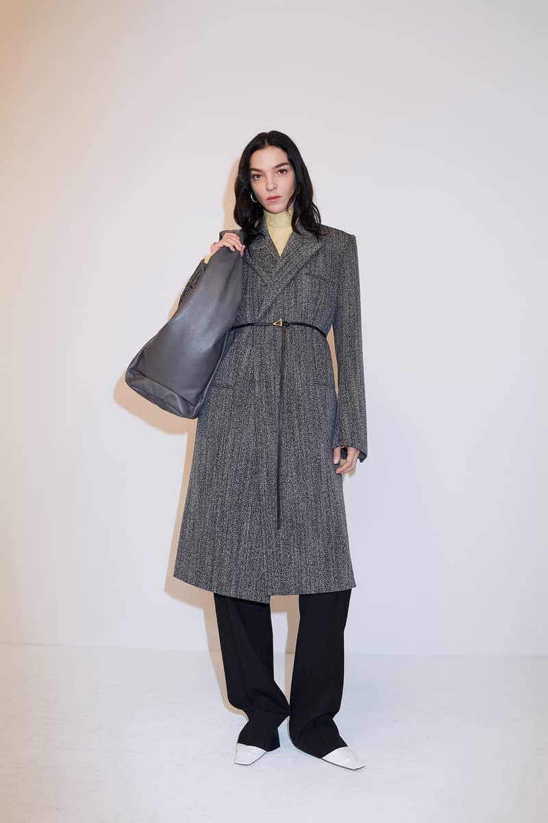 bottega veneta pre spring 2020 lookbook daniel lee leather bag footwear