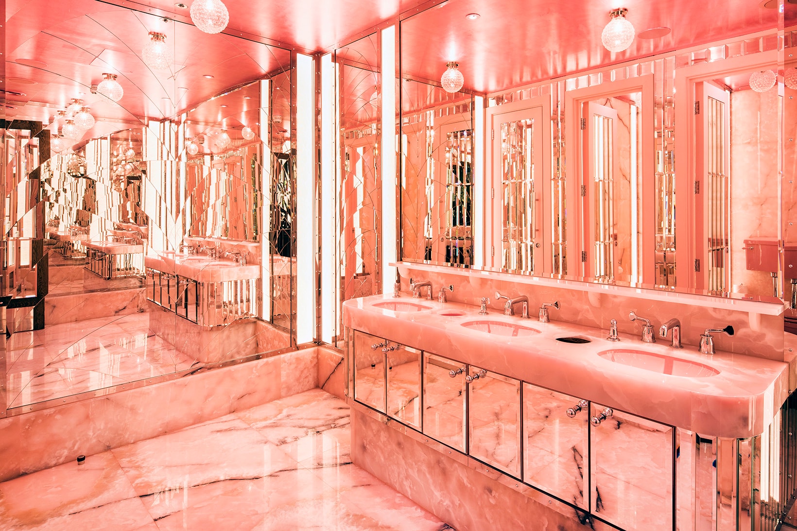 Most Instagrammable Instagram Bathroom Locations Restrooms Toilets London Sketch Annabel's Restaurant Ours Hoxton Holborn The Ned Brasserie of light selfridges