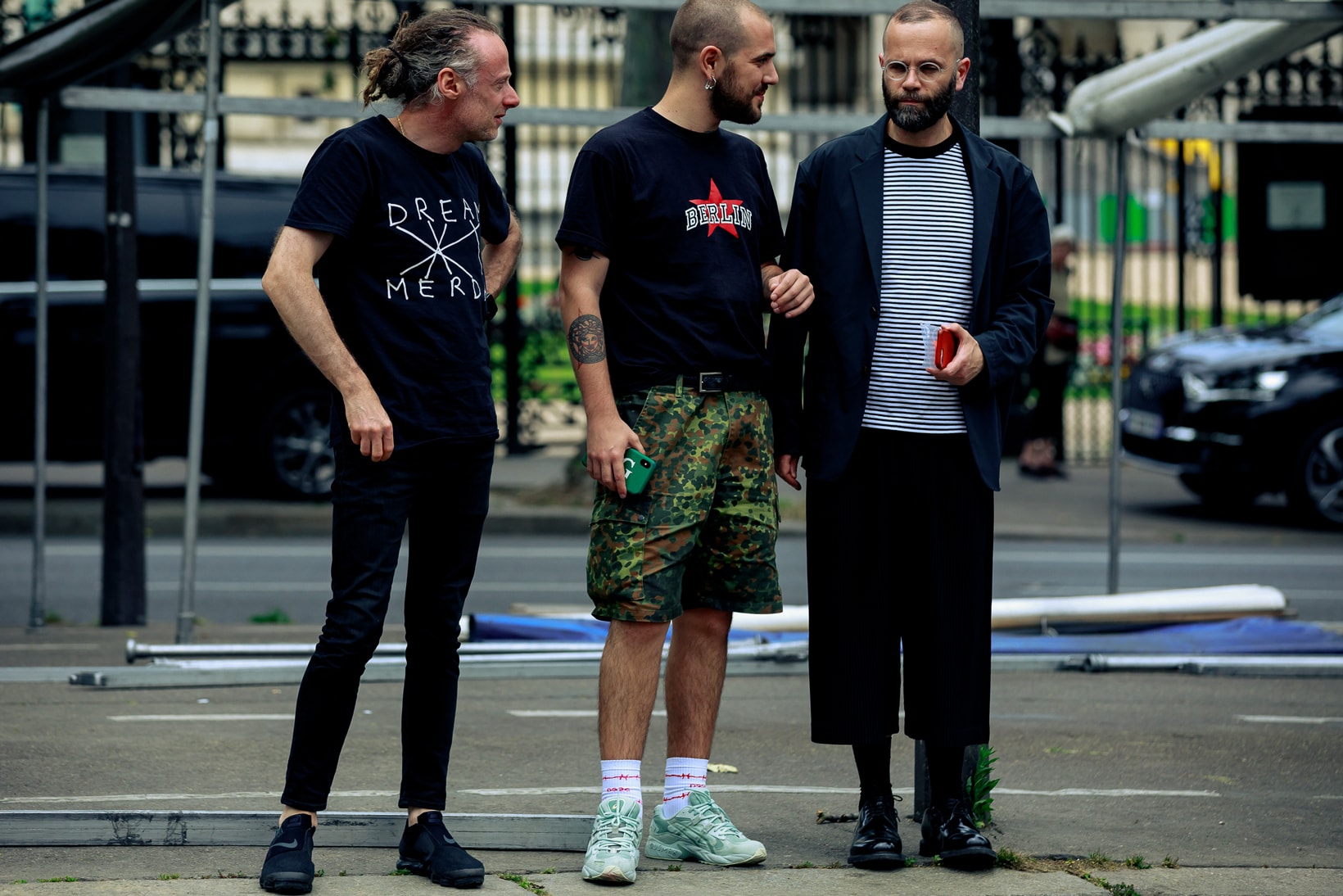 Paris Fashion Week Men's Spring Summer 2020 Street Style T Shirts Black Grey Shorts Camo Green Tan