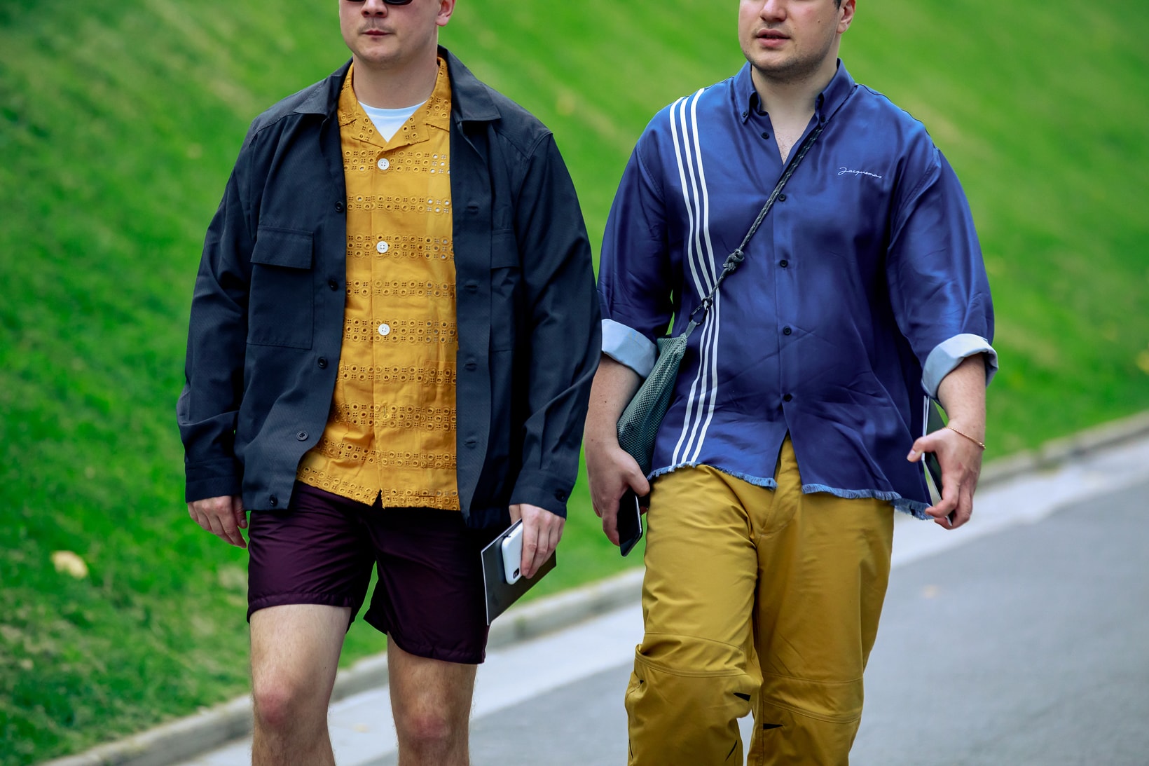 Paris Fashion Week Men's Spring Summer 2020 Street Style Jacket Shirt Blue Yellow