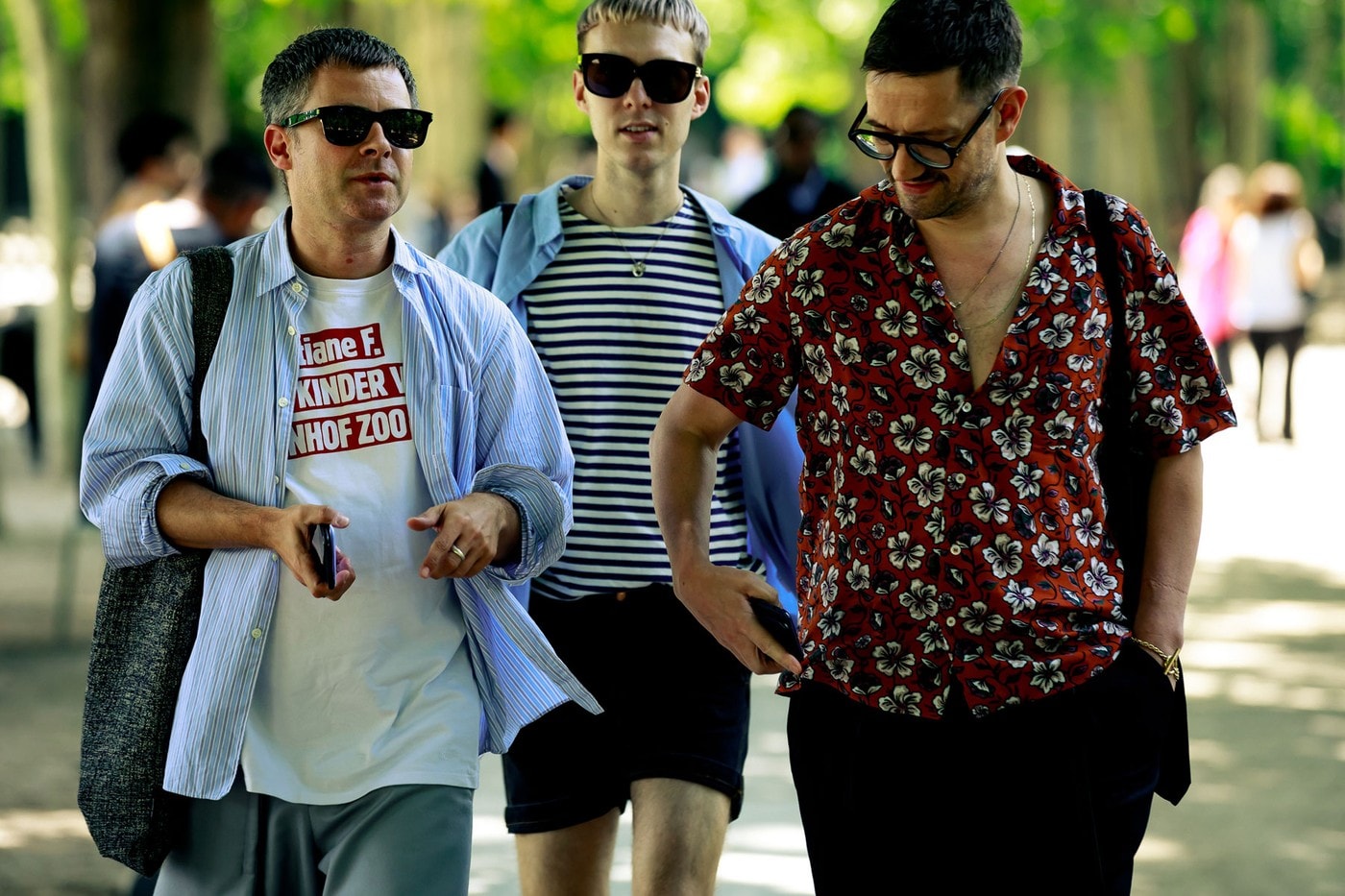 Paris Fashion Week Men's Spring Summer 2020 Street Style Jacket Blue Shirts White Red