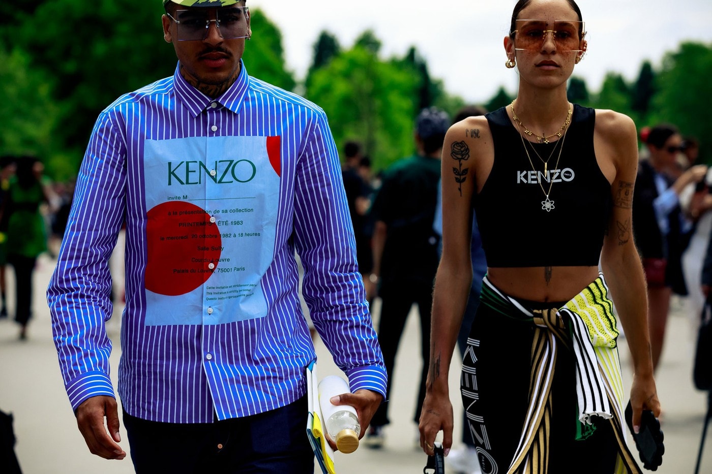 Paris Fashion Week Men's Spring Summer 2020 Street Style Kenzo Shirt Blue Sports Bra Black