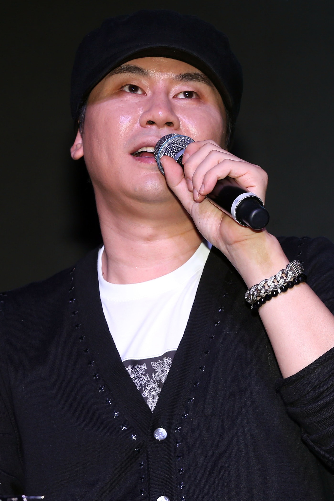 Yang Hyun-suk Cardigan Black Shirt White