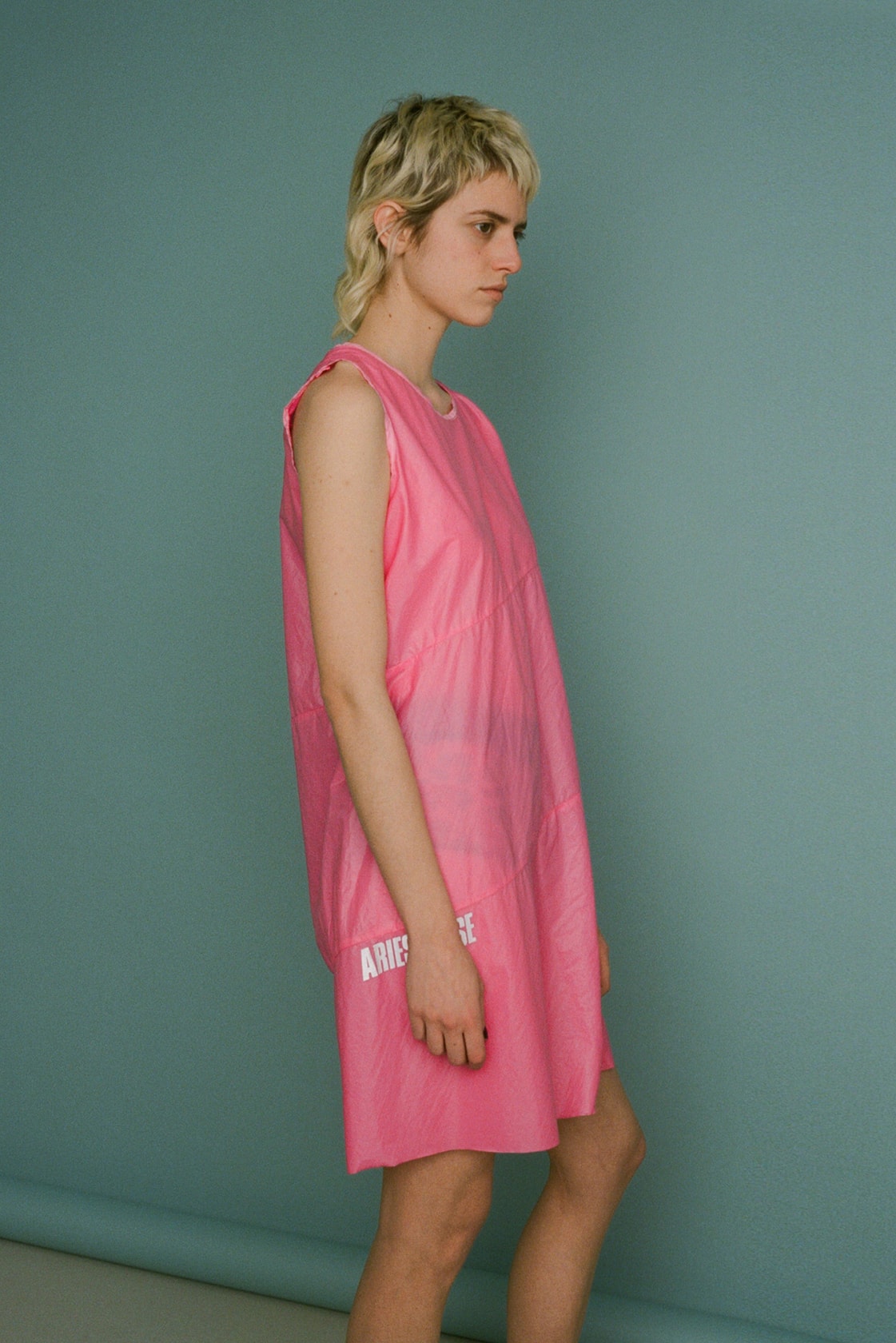 aries fall/winter 2019 collection pink dress
