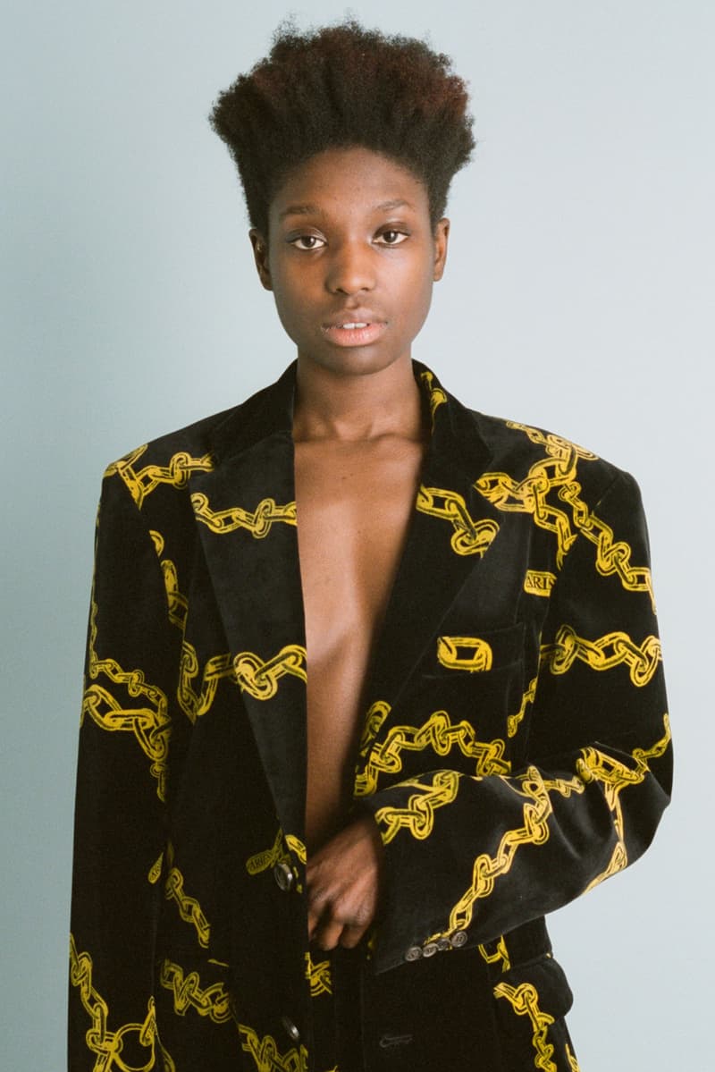 aries fall/winter 2019 collection chain print blazer