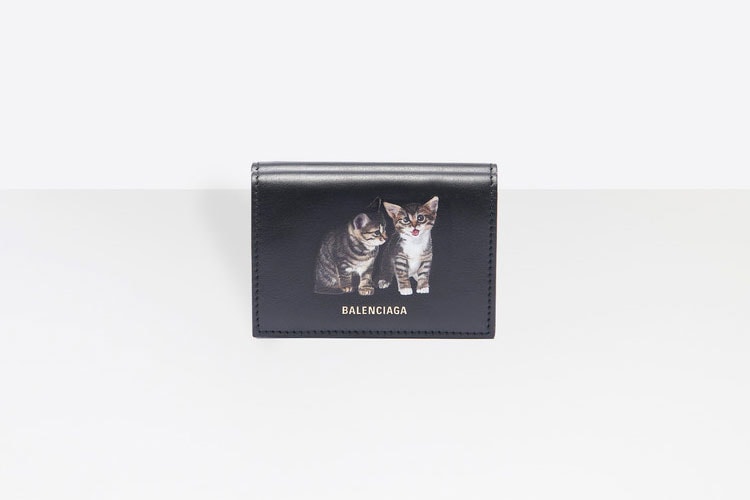 Kitten Ville Mini Wallet | HYPEBAE