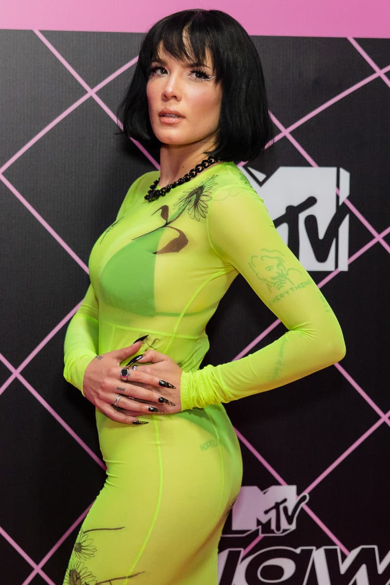 Best Celebrity Neon Beauty and Fashion Looks Summer Halsey Dua Lipa Kylie Jenner Kim Kardashian Lizzo Megan Thee Stallion Billie Eilish Bella Hadid Kehlani Nicki Minaj Shay Mitchell