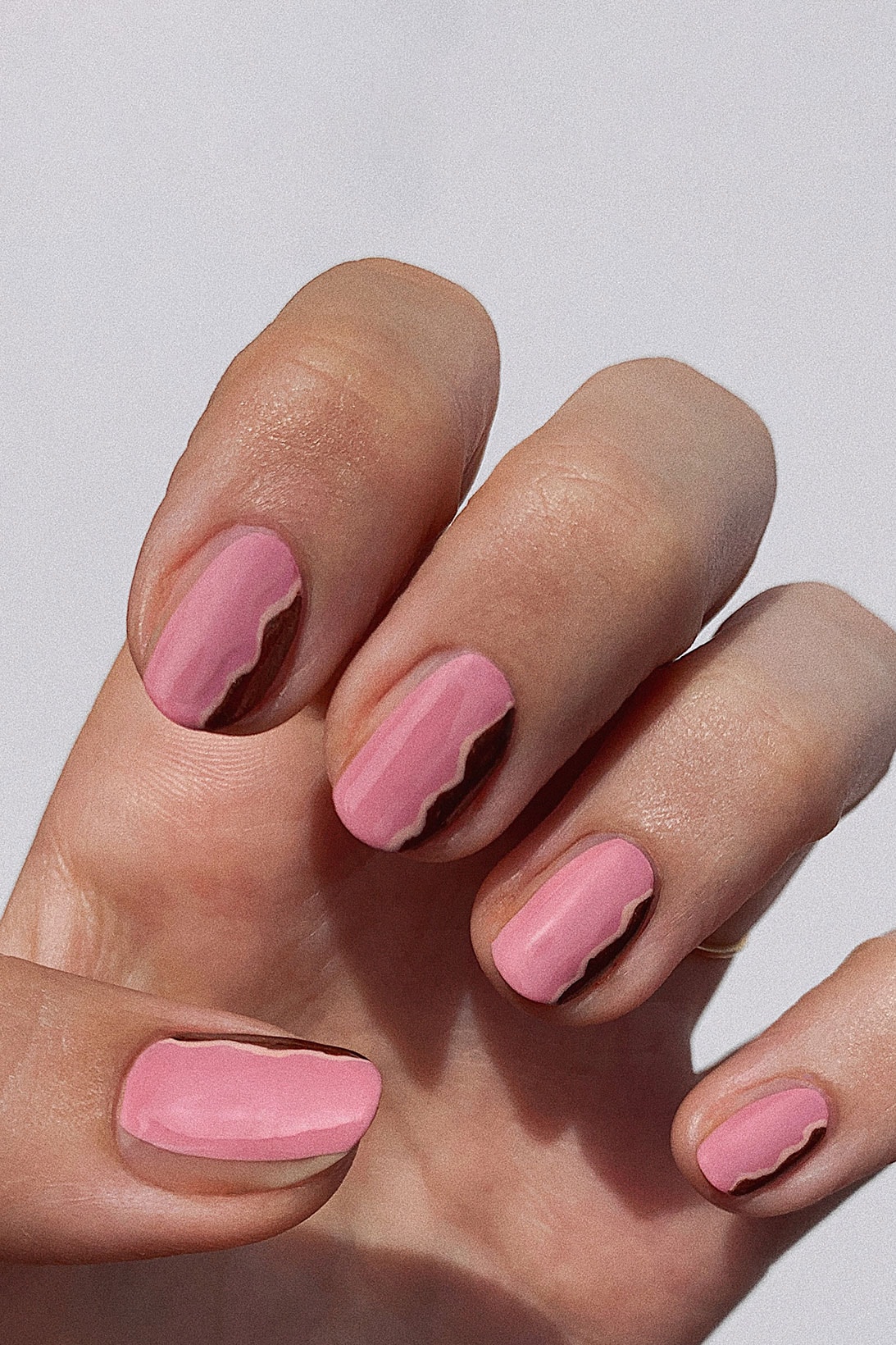 gelcream essie yana sheptovetskaya nails nail polish art design inspiration summer pool beach hands 