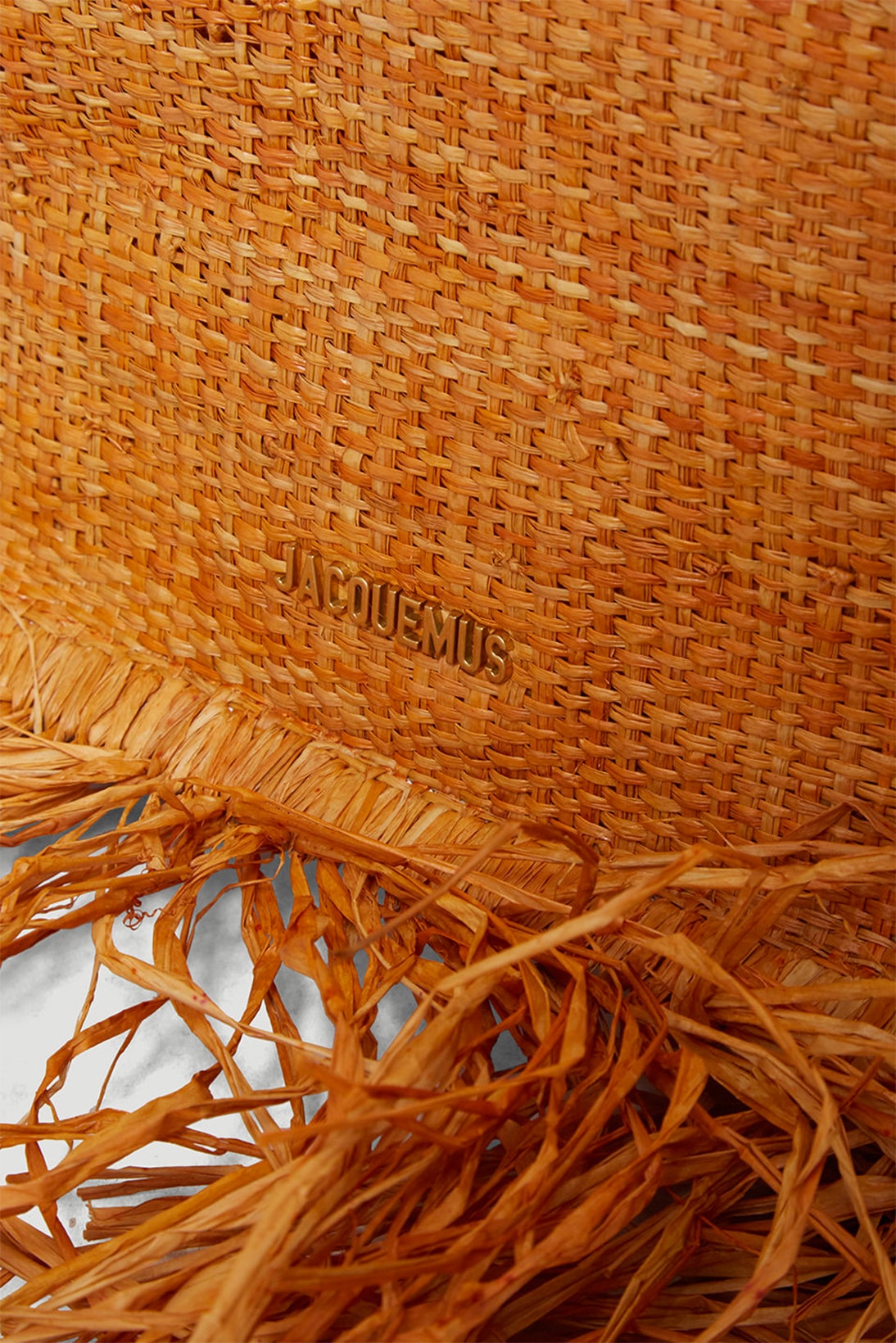 jacquemus le baci bag beige straw oversized fashion designer