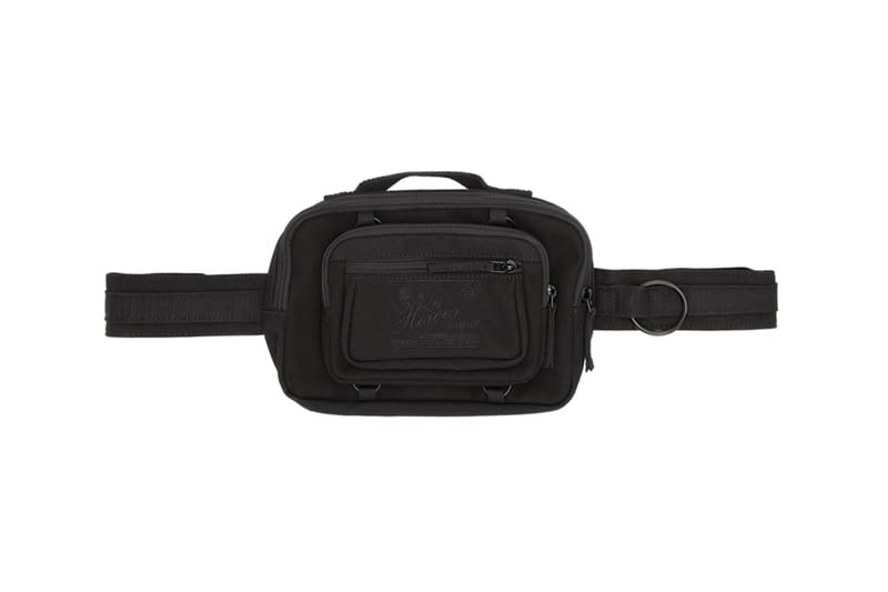 eastpak waist pouch