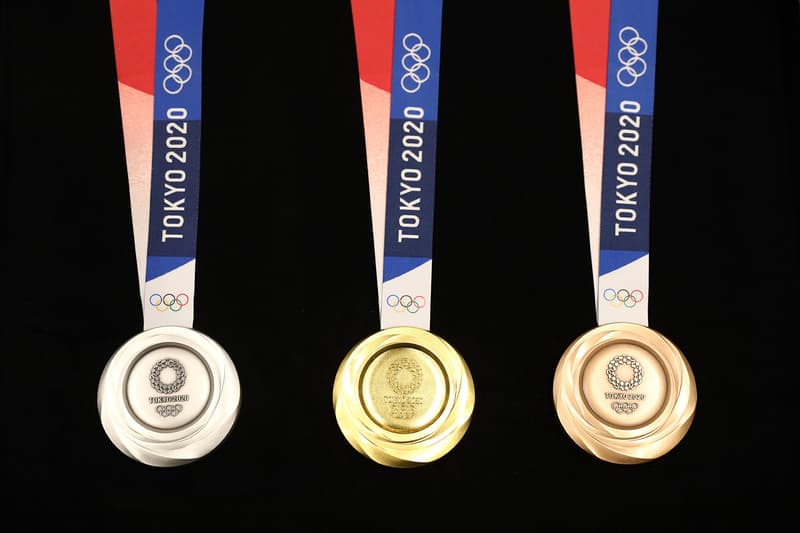 tokyo 2020 olympics medals recycle mobile phones electronics sustainability gold silver bronze japan environmentally friendly
