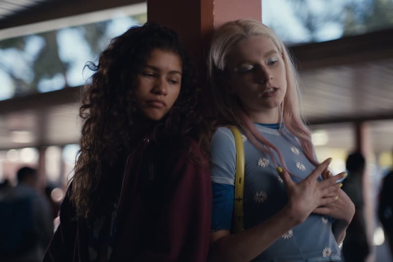 Euphoria Zendaya Rue Hunter Schafer Jules Shirt Maroon Blue