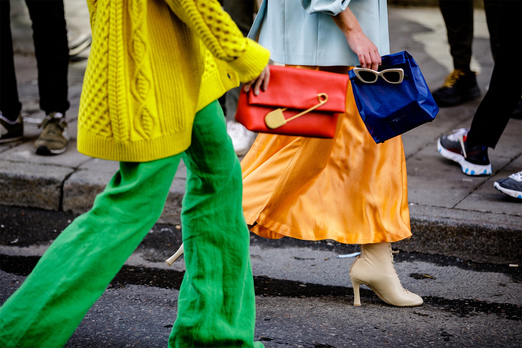 2019 Street Style Trend: Tiny Bags, 8 Subtle Tweaks to Make to Your Street  Style This Year