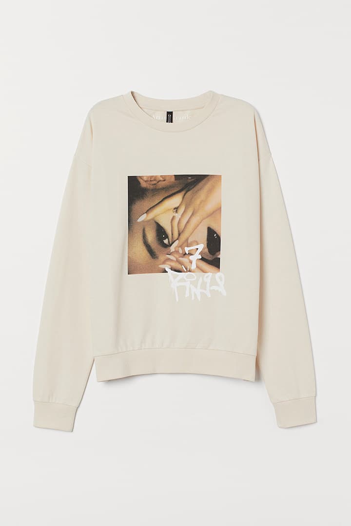 Ariana Grande Releases Merch Collection With H M Ahead Of Her Us Tour Teen Vogue