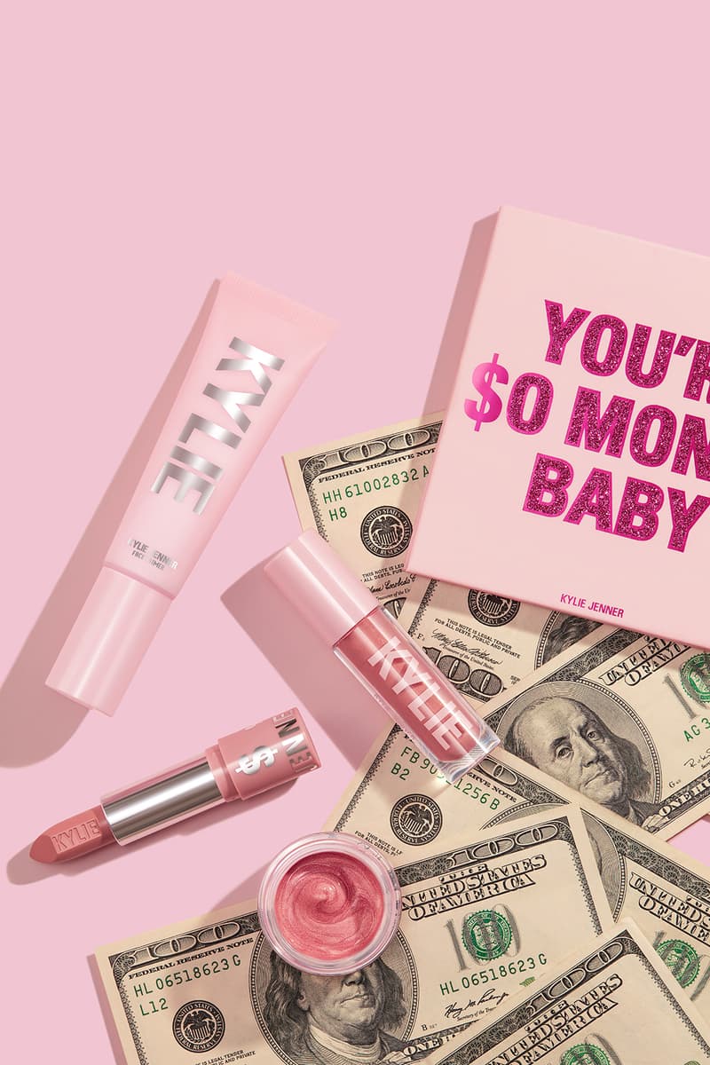 kyle jenner makeup birthday collection lipstick highlighter eyeshadow
