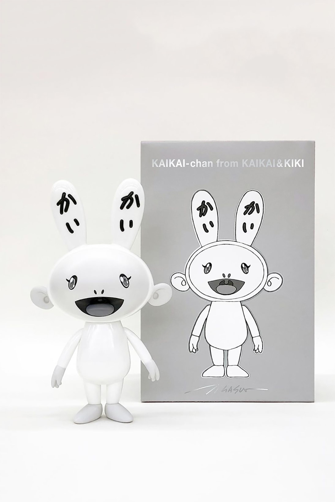 takashi murakami kaikai kiki figures black white vinyl figures art release tokyo japan artist