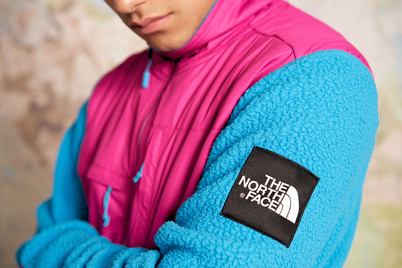 the north face back to trail collection retro 90s escape edge sneakers lhotse jackets denali fleece pink blue